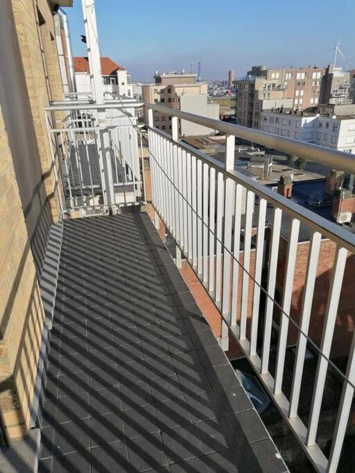 Cozb Apartment บรูจส์ ภายนอก รูปภาพ